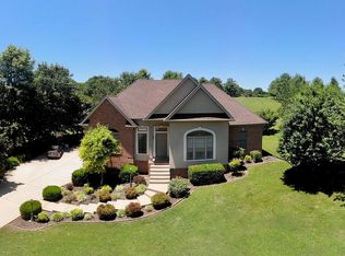 1084 Glover Hills Dr, Springfield, TN 37172