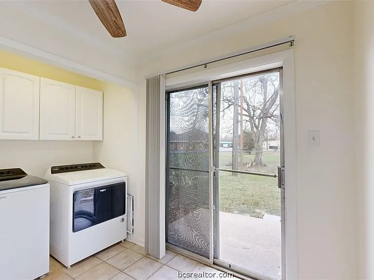 1603 Cloverdale Ct — Photo 7