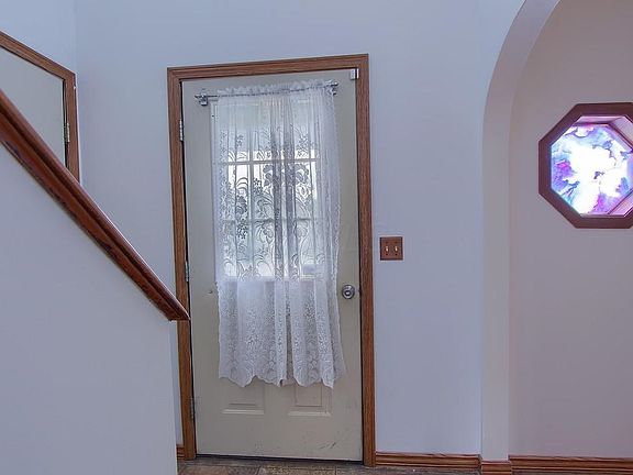 4th image of 1874 Little Water Dr