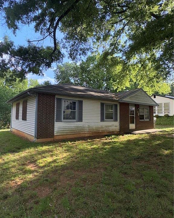 1st image of 4110 Orchid Dr