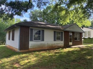 4110 Orchid Dr, Winston Salem, NC 27105