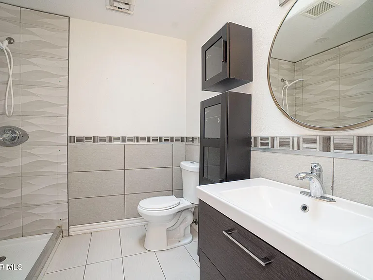 10805 Hitchcock Ave — Photo 17