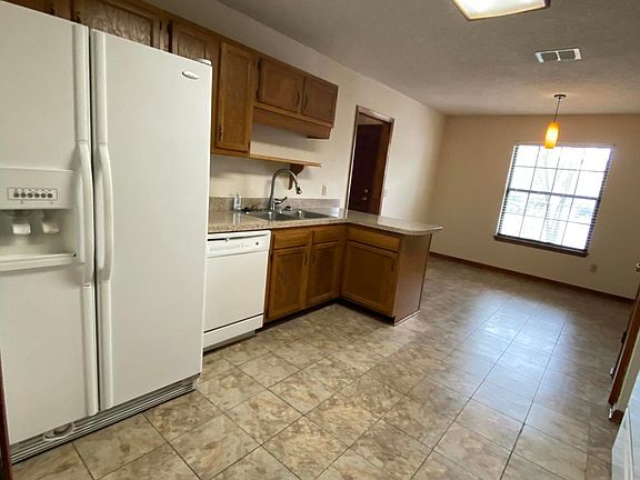 4th image of 12326 Dunwoody Dr