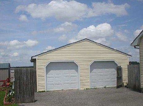 5th image of 502 Glen Oak Cir