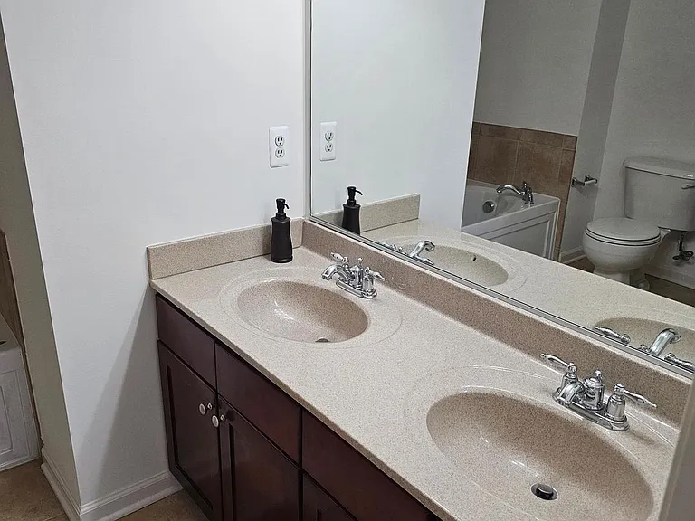 922 Pine Forest Ln #1811 — Photo 16