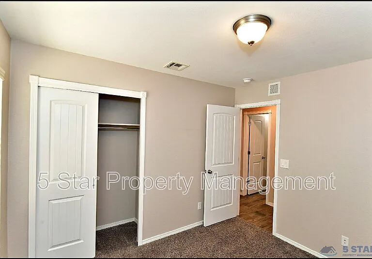 963 Aircoupe Way — Photo 34