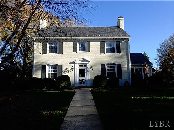 1st image of 1550 Parkland Dr
