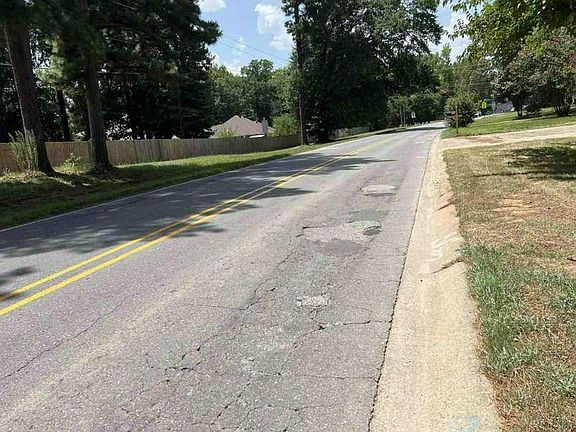 5th image of 1012 Jp Wright North Loop Rd