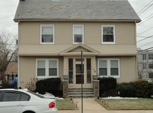 18 Wellington Rd, Livingston, NJ 07039