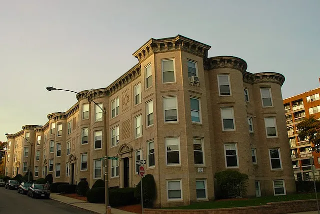 11 Mount Hood Rd #4 — Photo 1