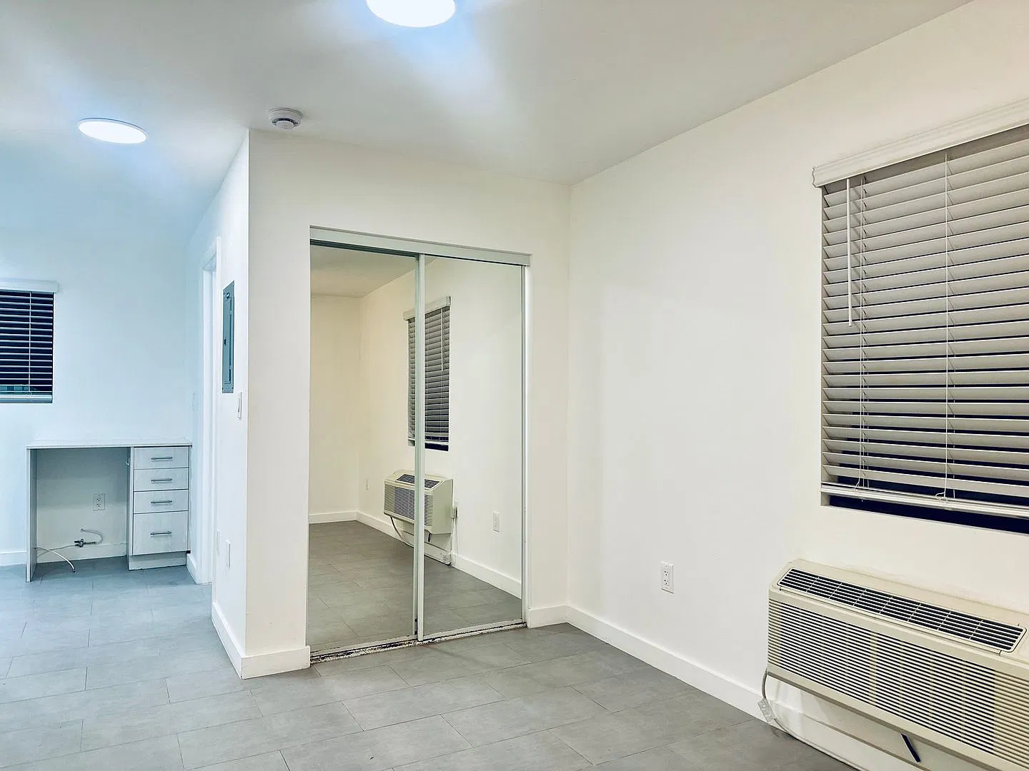 Newly Renovated Community Invigorating Miami's Downtown Urban Core! — Photo 4