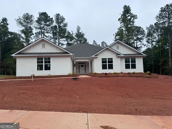 105 Walnut Creek Pkwy, Pendergrass, GA 30567