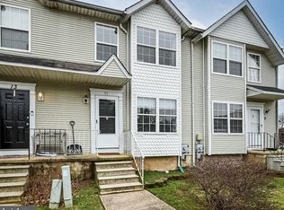 11 Victoria Blvd, Newark, DE 19702