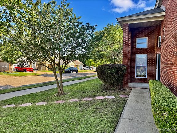 4th image of 4524 Young Orchard Ct