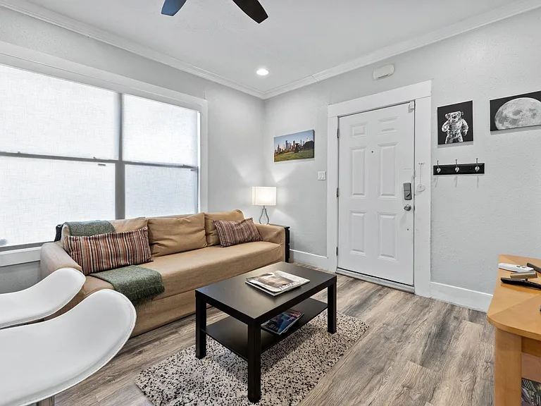 412 Drew St #3 — Photo 4
