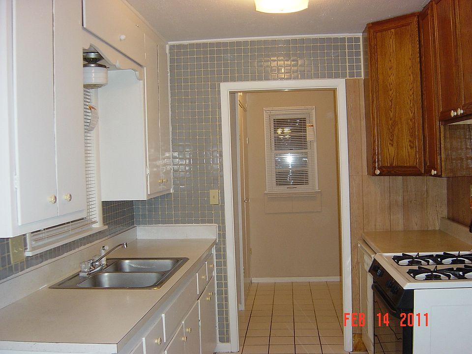 2nd image of 322 W 6th St
