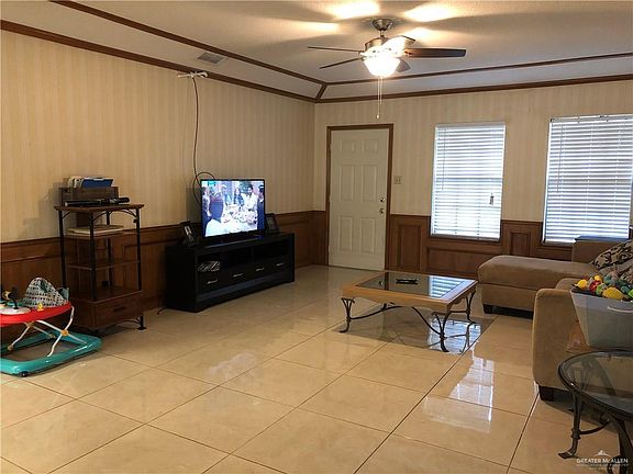 2nd image of 301 La Vista Ave #29