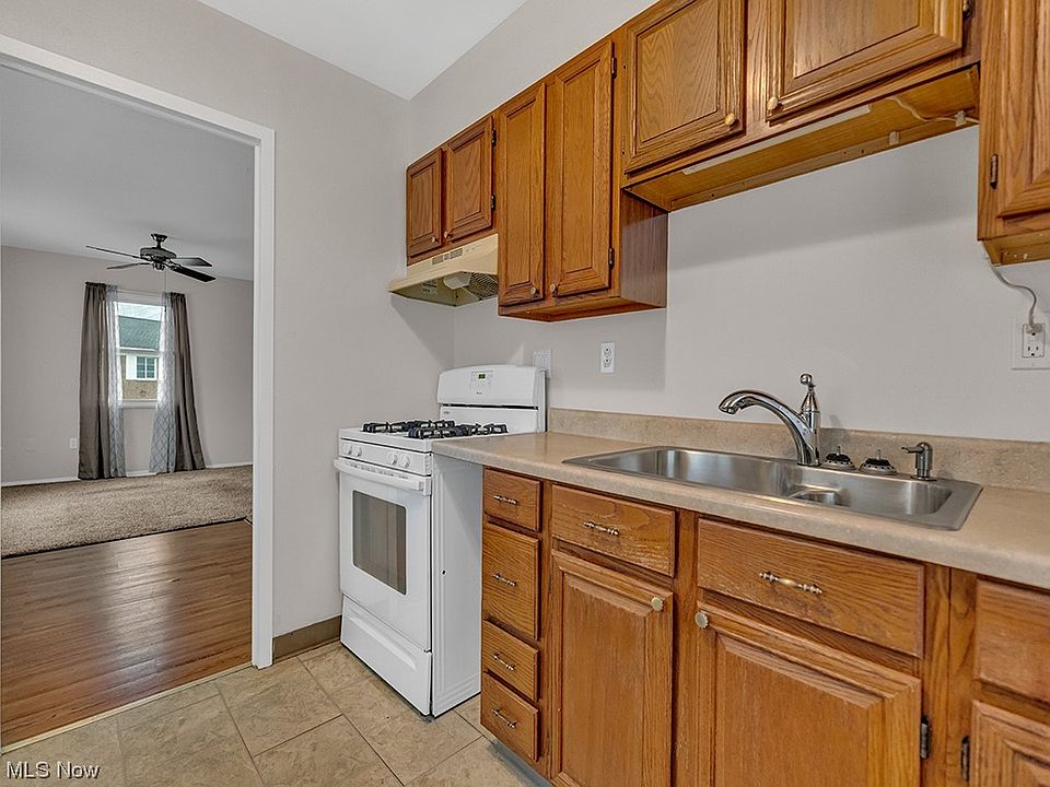 302 Buckner Dr, Euclid, OH 44123 Zillow