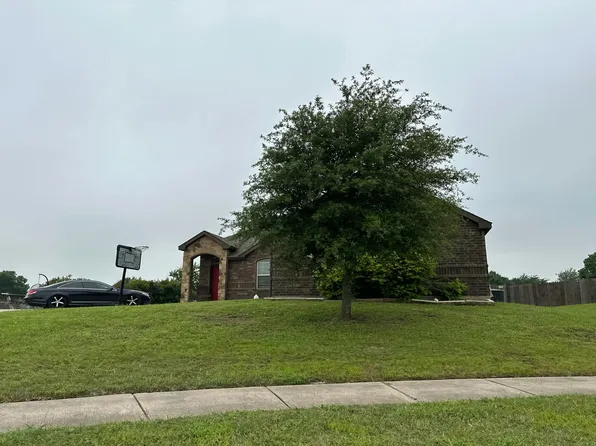104 Anthony Ln, Red Oak, TX 75154