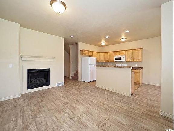 4th image of 5064 W Valmont Way