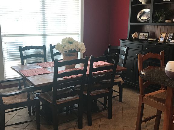 4th image of 50 Idlewood Cir