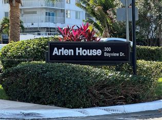 300 Bayview Dr APT 1209, Sunny Isles Beach, FL 33160