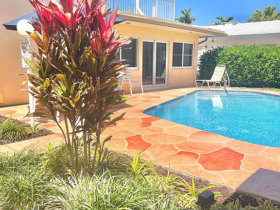 4th image of 4532 Bougainvilla Dr APT 16