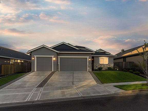 3rd image of 1548 S Harrier Cir