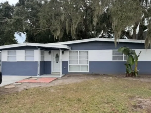 5255 Bougenville Dr, New Port Richey, FL 34652