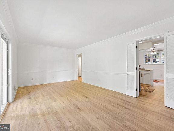 4th image of 14450 Cool Oak Ln