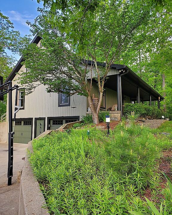 1st image of 226 Antlers Trace Dr