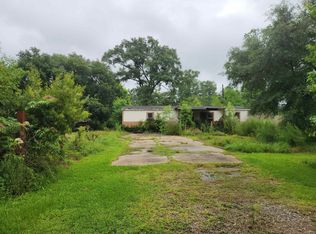 10159 Peck Rd, Lumberton, TX 77657
