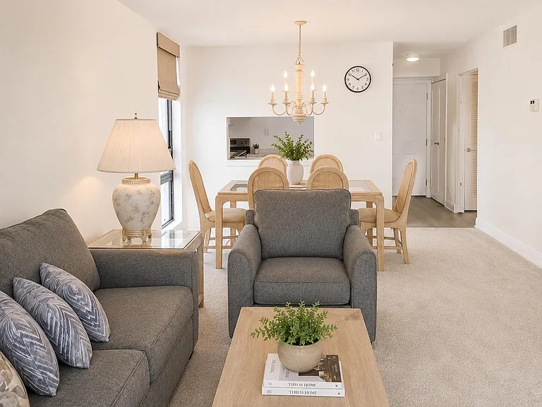 4800 Bayview Dr #306 — Photo 7