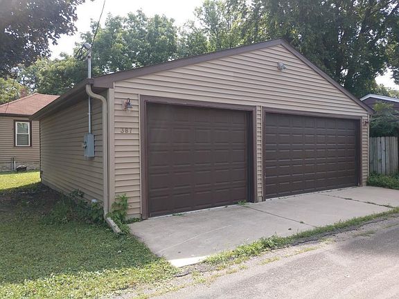 3rd image of 387 Arbor St