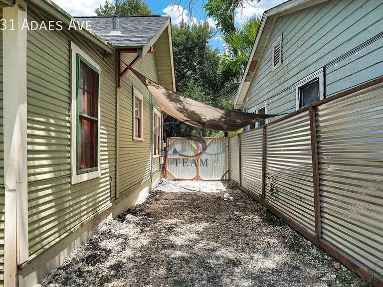 331 Adaes Ave — Photo 28