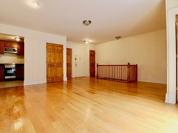 2nd image of 142 W 75th St APT B