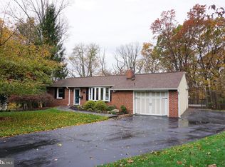 176 Dayleview Rd, Berwyn, PA 19312