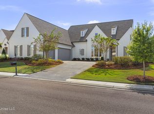 156 Latter Rayne Dr, Flowood, MS 39232