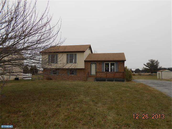 1st image of 231 Sugar Pine Dr