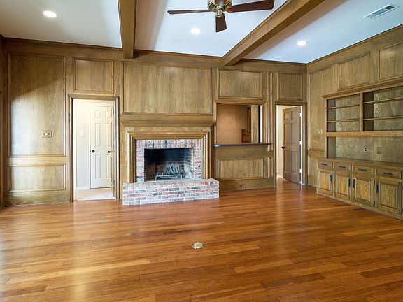 5th image of 4109 Hideaway Ln