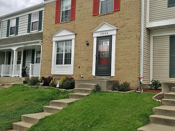 3rd image of 19334 Churubusco Ln