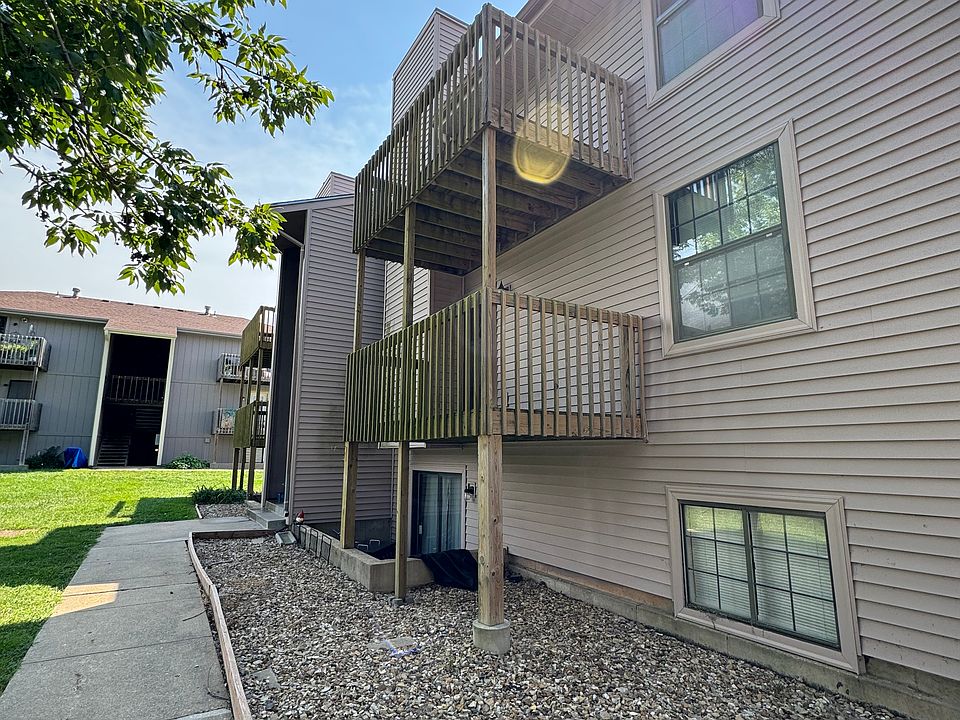 1st image of 5260 SW West Dr APT E