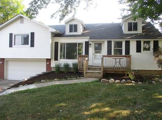57103 Grand River Ave, New Hudson, MI 48165