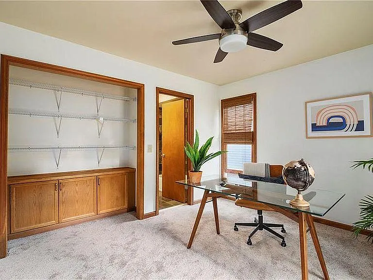 2283 Shenandoah Ave NE — Photo 14