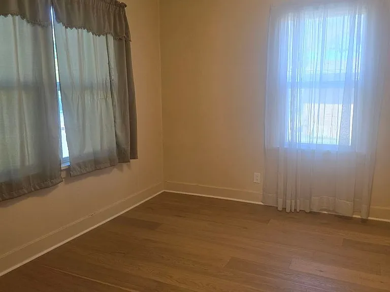 70 Pine St — Photo 13