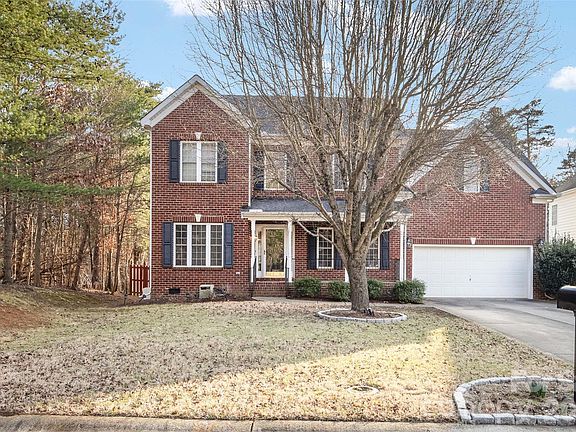 3rd image of 10944 Hellebore Rd