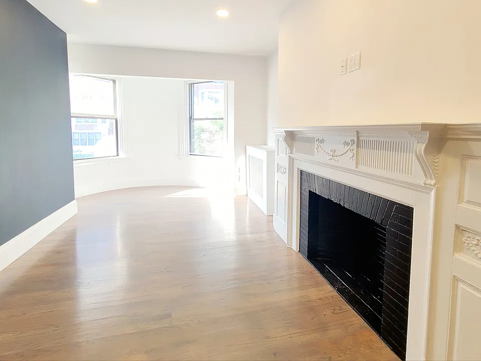 503 Beacon St #14