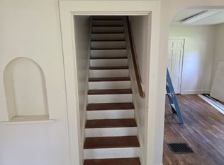 17 NW 82nd St, Kansas City, MO 64118