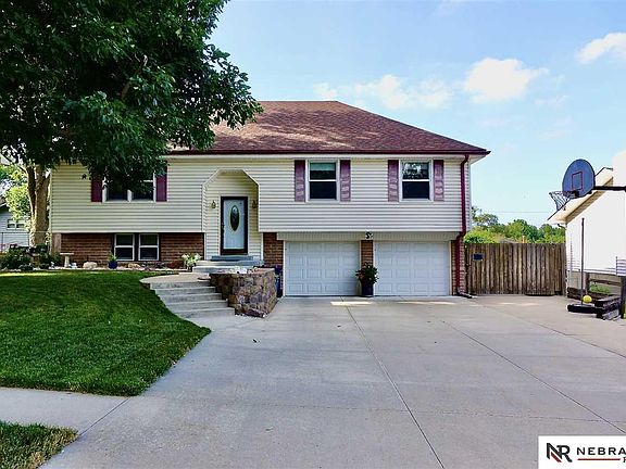 2nd image of 2616 Geri Dr