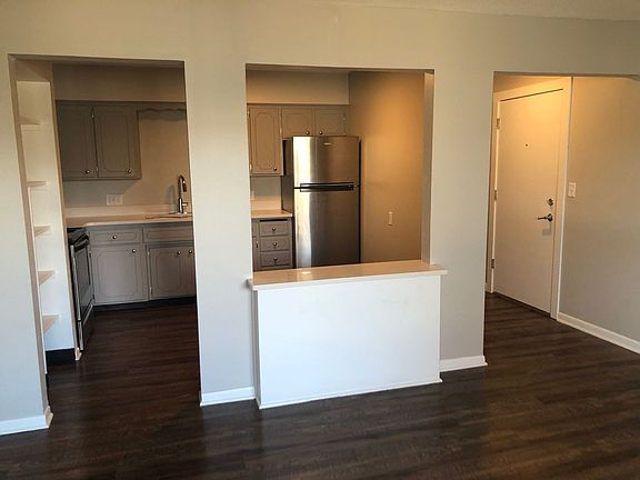 3rd image of 504-512 14th St SE #504-7